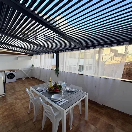 Cristianos Center Modern * Los Cristianos (Tenerife)