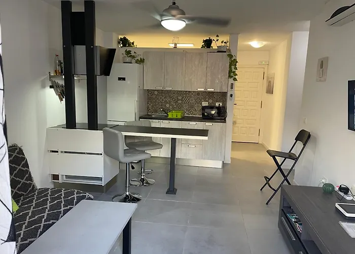 Διαμέρισμα Cristianos Center Modern *